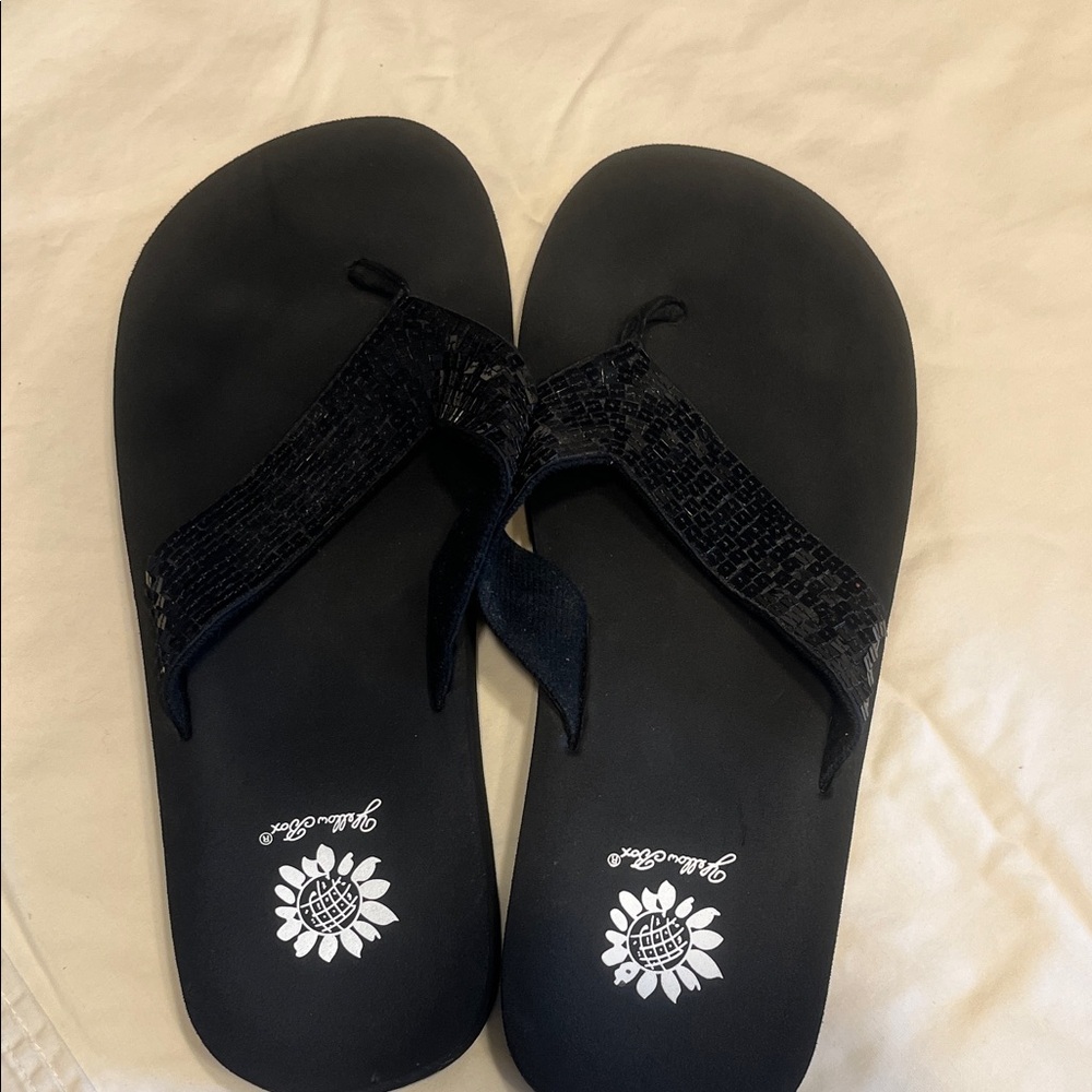 Yellow Box Black Sandals